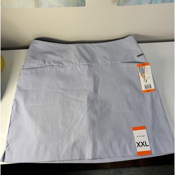 SC & Co. NWT Blue and White Striped Mini Skirt - Picture 3 of 5